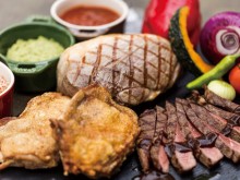HOLT Special Lunch Buffet