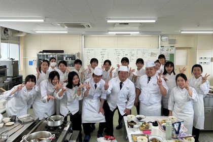 野田女子高等学校にて特別調理授業を実施しました！