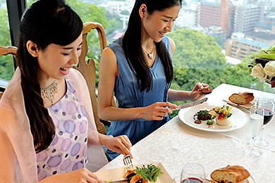 レストランのお料理全て <font color=#cc0000>20%OFF</font>