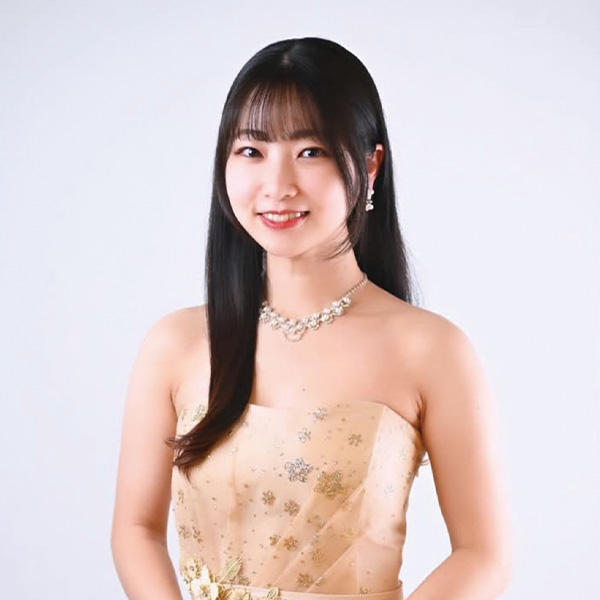 ピアノ　折田 夏菜