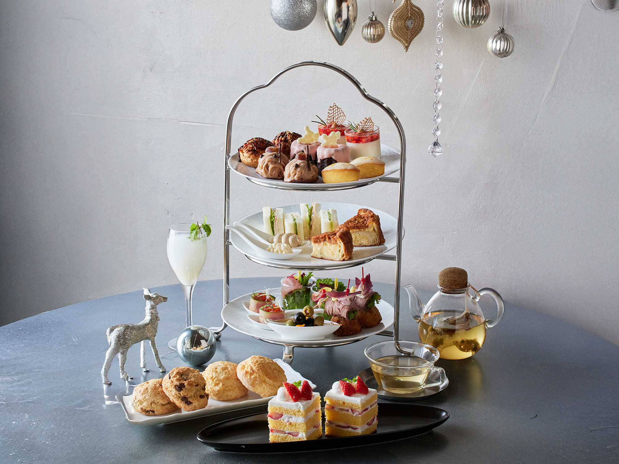 ホワイトスノーアフタヌーンティー ~White Snow Afternoon Tea~(11/1~12/30)