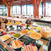 일본의 사계절을 느낄 수 있는 다채로운 레스토랑