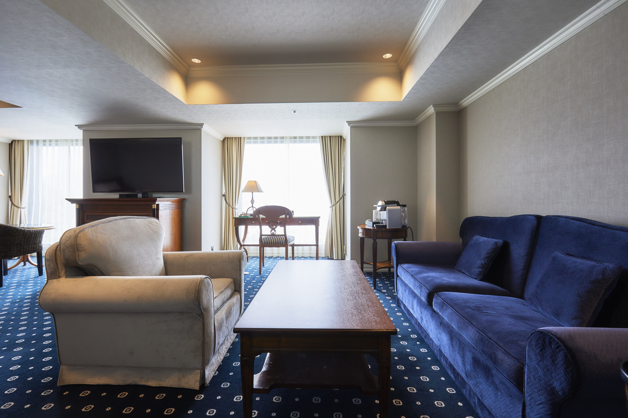 ジュニアスイート