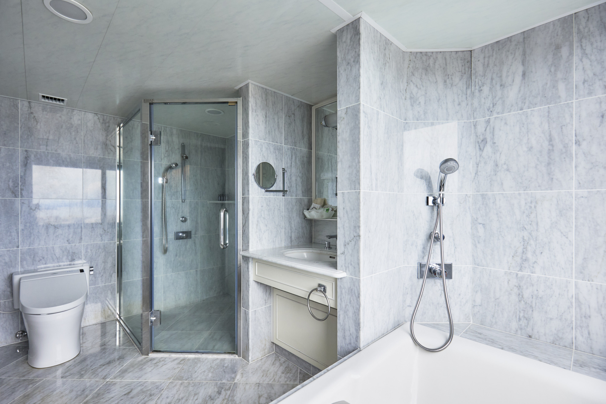 ジャパニーズモダンコーナーツイン