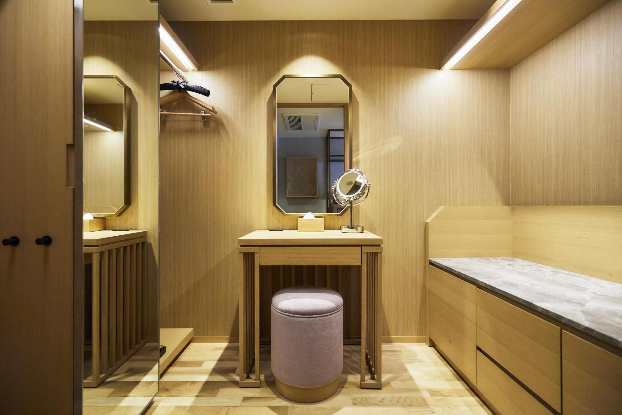 ジャパニーズモダンコーナーツイン