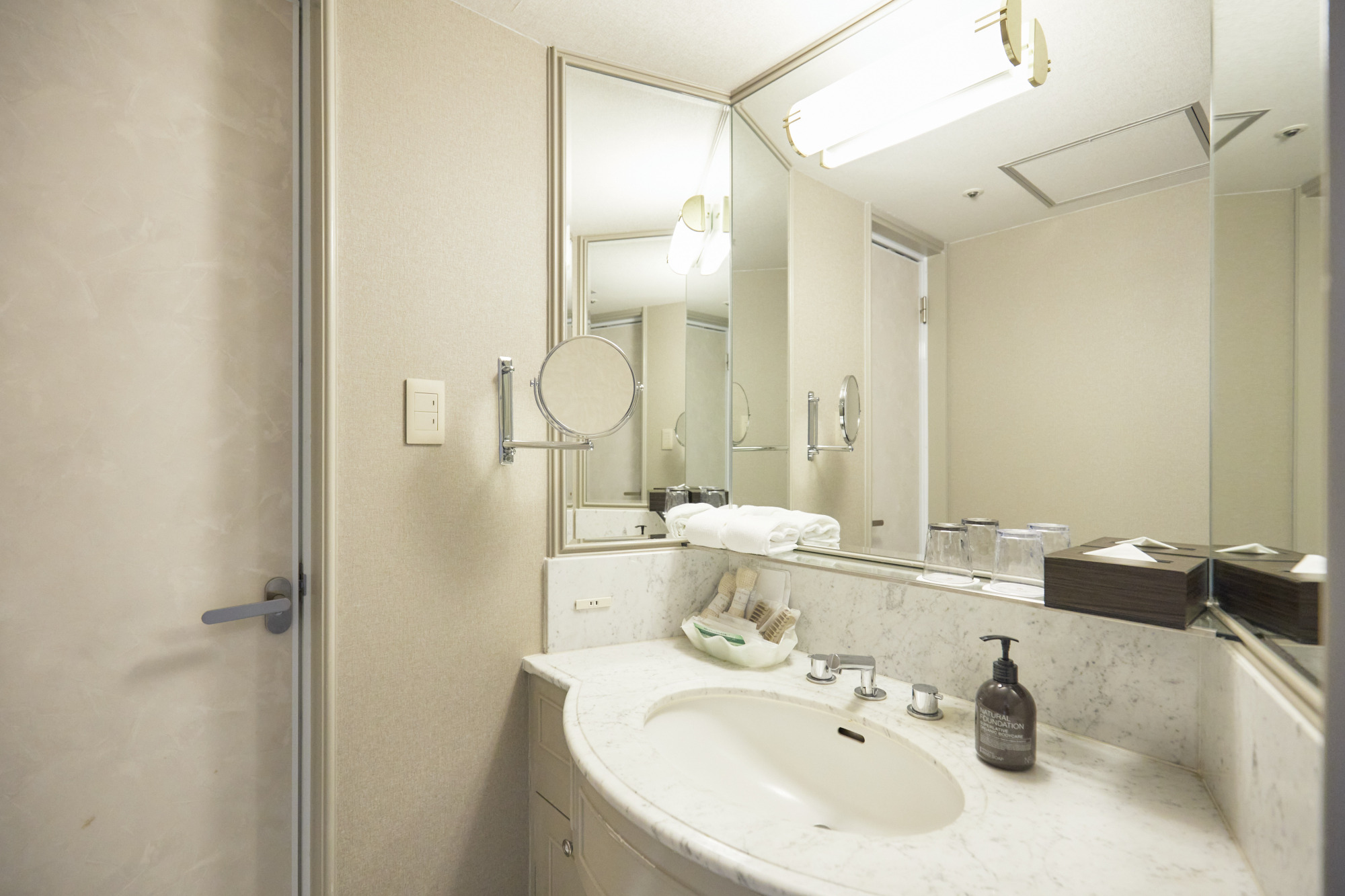 ハリウッドツイン