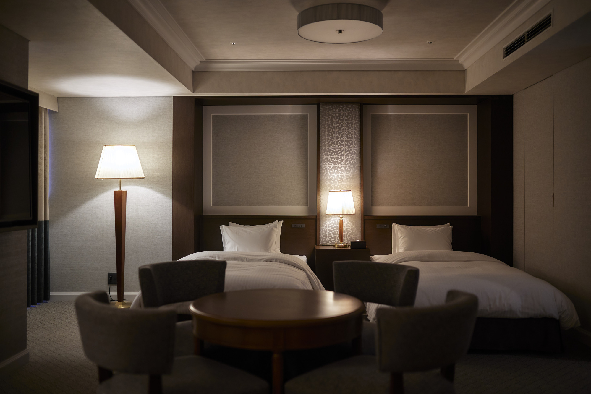 スタンダードフォース