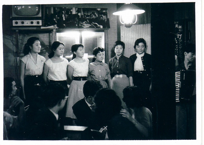 (写真)西武前灯開店時1950年代後半
