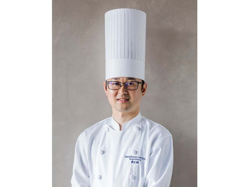 料理長 救仁郷 義伸