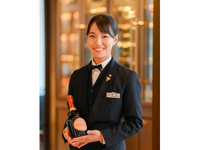 ソムリエ 奥村 沙紀