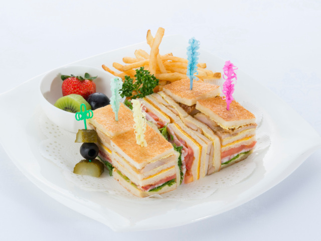 クラブハウスサンドイッチ