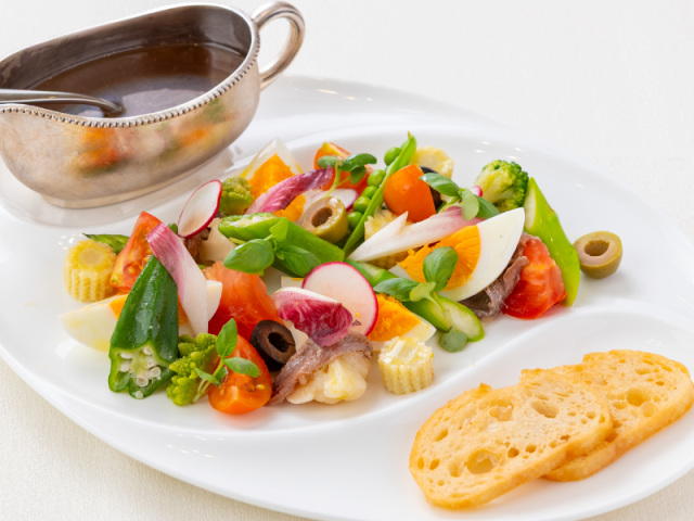 シェフスペシャルサラダ　アンチョビ風味