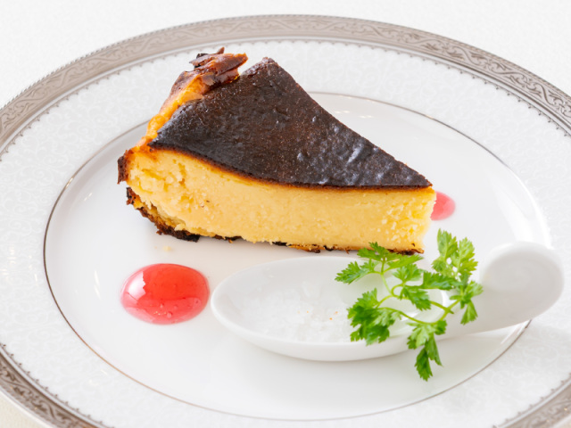 バスクチーズケーキ