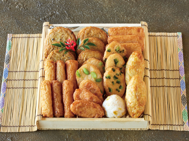 お歳暮さつま揚げ　明 ～あかり～ (11種類26個入)　5,000円（税・送料込）