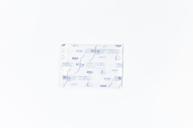 保冷剤 中　33円