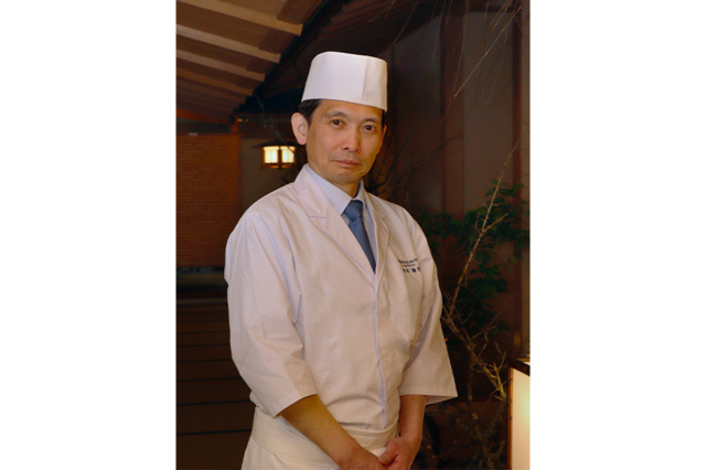 〈料理長〉緒方 聖一