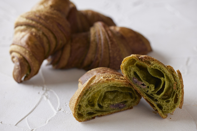 【数量限定】やさしい知覧茶クロワッサン ～北海道産大納言小豆のあんこ入り～