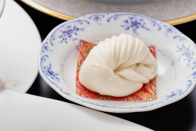 海老チリソースと中華蒸しパン